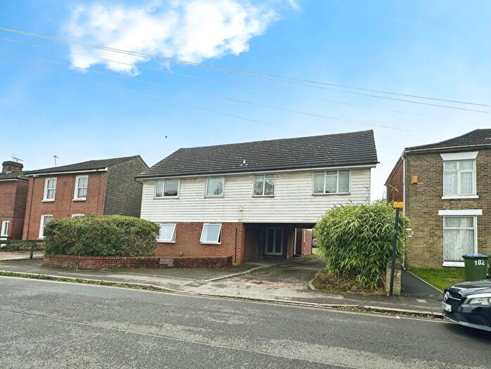 1 Bedroom Apartment To Rent In Brook Court, Millbrook Road East, SO15