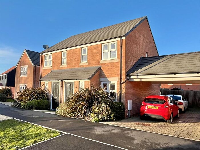 2 Bedroom Semi Detached House For Sale In Auger Road, Clacton-On-Sea, Essex, CO16