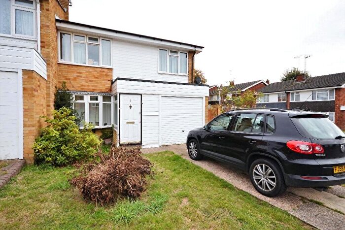 3 Bedroom End Of Terrace House For Sale In Copford Road, Billericay, Essex, CM11