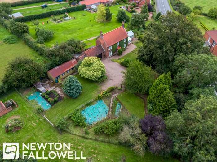 4 Bedroom Detached House For Sale In Retford Road, Tuxford, NG22