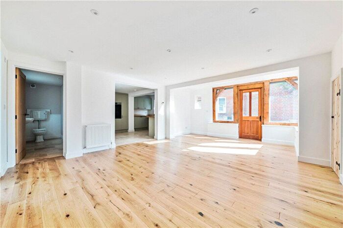 3 Bedroom Semi-Detached House For Sale In Cupernham Lane, Romsey, Hampshire, SO51