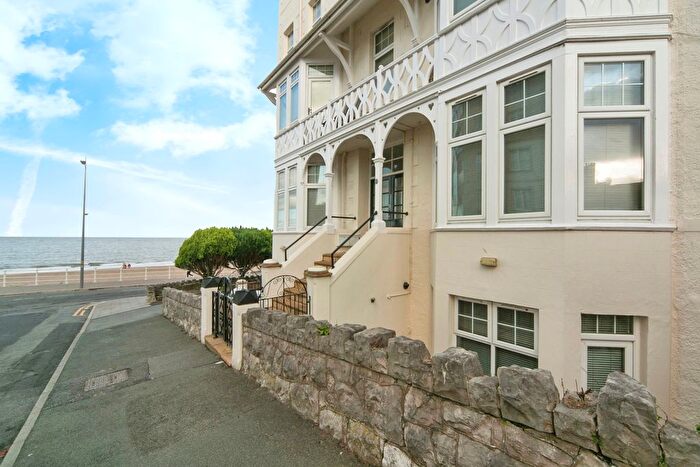 2 Bedroom Flat For Sale In Sea Bank Road, Colwyn Bay, Conwy, LL28