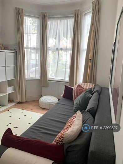 1 Bedroom Flat To Rent In Halley Road, London, E12