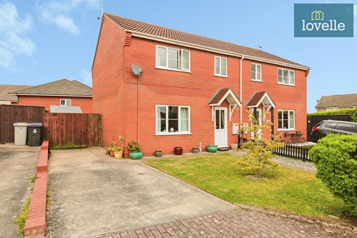 3 Bedroom Semi-Detached House For Sale In Althorp Gardens, Louth, LN11