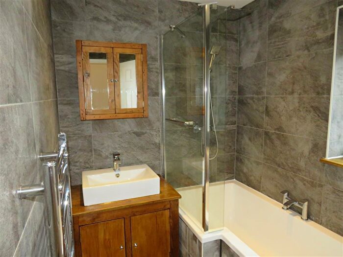 3 Bedroom Terraced House To Rent In Harebell Gardens, Bingham, Nottingham, NG13