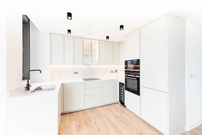 2 Bedroom Apartment To Rent In Valcencia Tower, Bollinder Place, London, EC1V