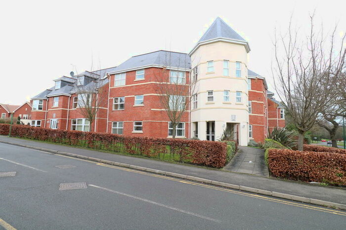 2 Bedroom Apartment To Rent In Tudor Coppice, Solihull, B91