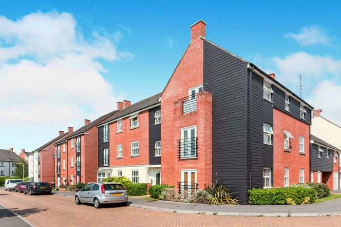 2 Bedroom Apartment To Rent In Ilsley Road, Marnel Park, RG24