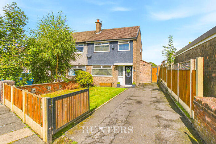 3 Bedroom Semi-Detached House For Sale In Boarshaw Crescent, Middleton, M24
