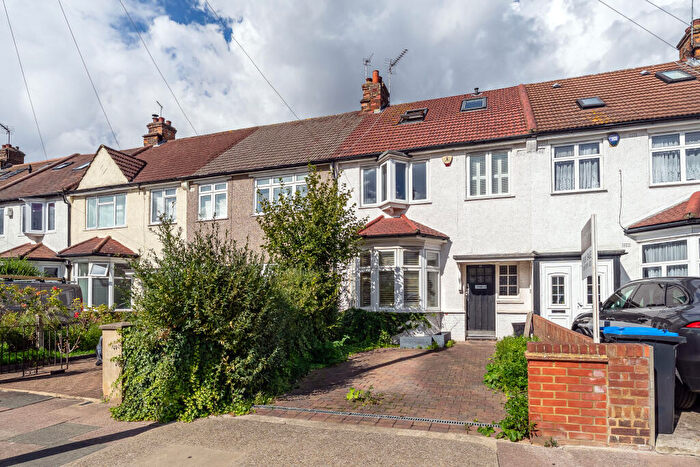4 Bedroom Terraced House For Sale In Doyle Gardens, London, NW10