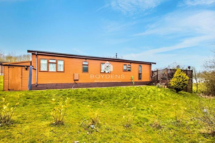 3 Bedroom Lodge For Sale In Woodham Walter, Maldon, CM9