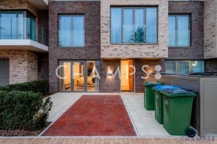 4 Bedroom Town House For Sale In Whittle Road, Kidbrooke Village, SE3