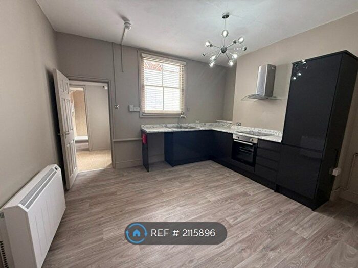 1 Bedroom Flat To Rent In Worcester Road, Malvern, WR14