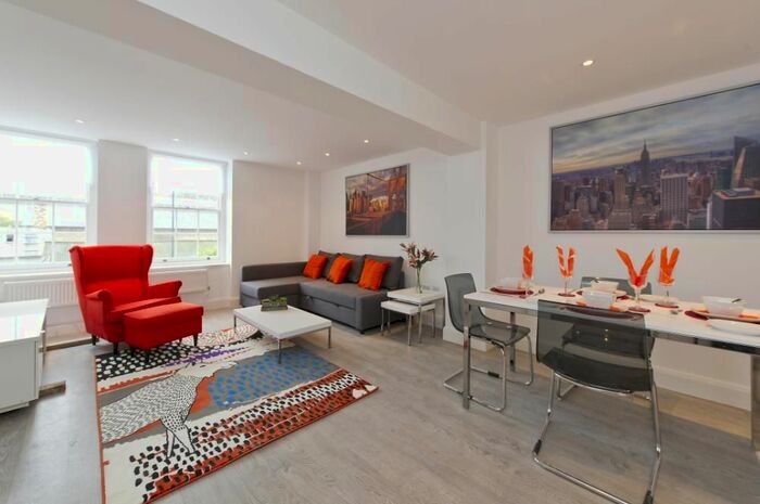 2 Bedroom Flat To Rent In Fulham High Street, London, SW6