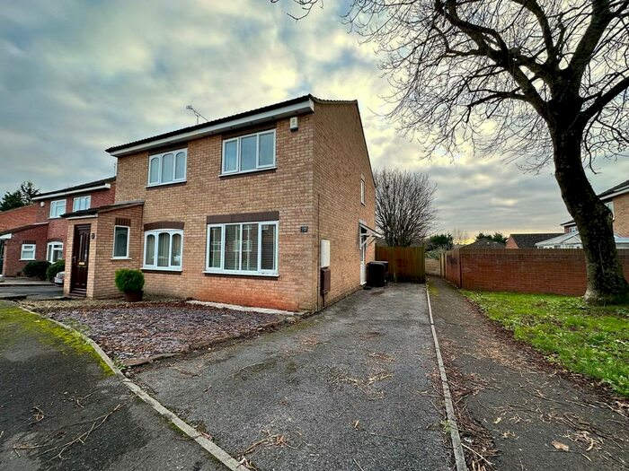 2 Bedroom End Of Terrace House To Rent In Botham Drive, Bristol, BS4