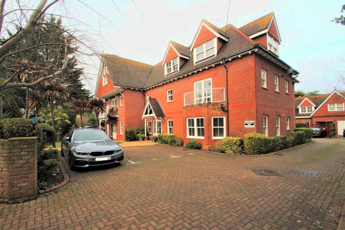 2 Bedroom Flat To Rent In Mill Road, Worthing BN11