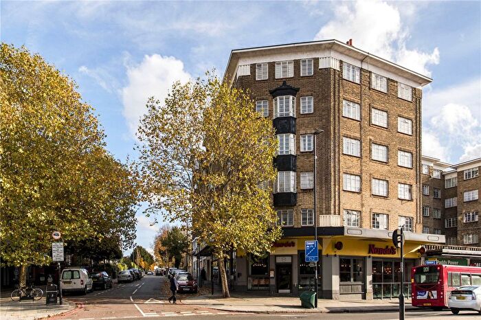 2 Bedroom Flat For Sale In Streatham High Road, London, SW16
