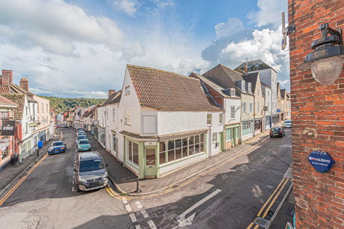 3 Bedroom Town House For Sale In Market Street, Wotton-under-Edge, GL12