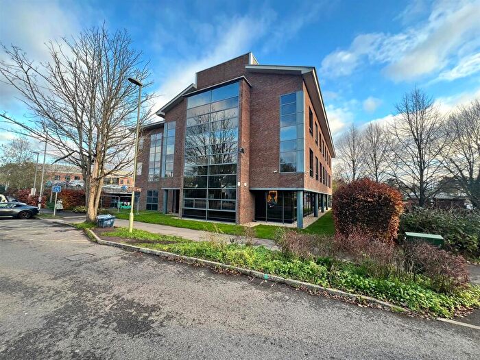 1 Bedroom Apartment To Rent In Sheila House Waterfront, Fleet, GU51