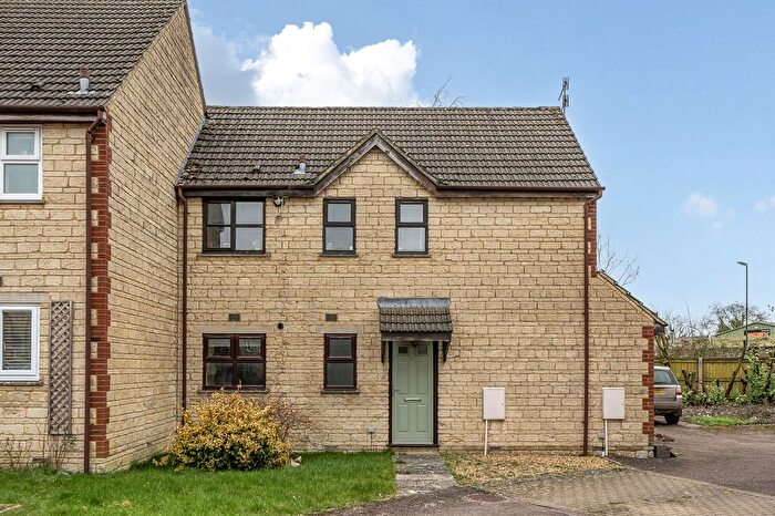 1 Bedroom Flat To Rent In Kings Meadow, Bourton-On-The-Water, GL54