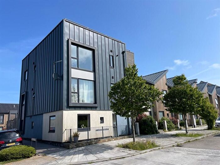 2 Bedroom Flat For Sale In Fordh An Bal, Pool, Redruth, TR15