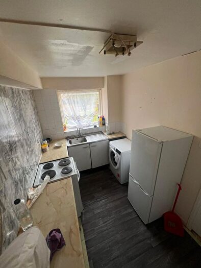 1 Bedroom Flat To Rent In Gurney Close, Barking, IG11