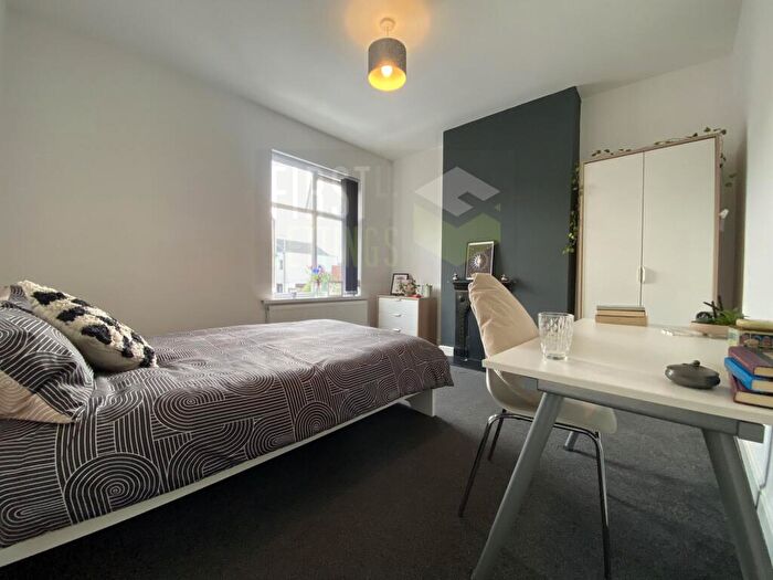 3 Bedroom Terraced House To Rent In Wordsworth Road, Clarendon Park, LE2