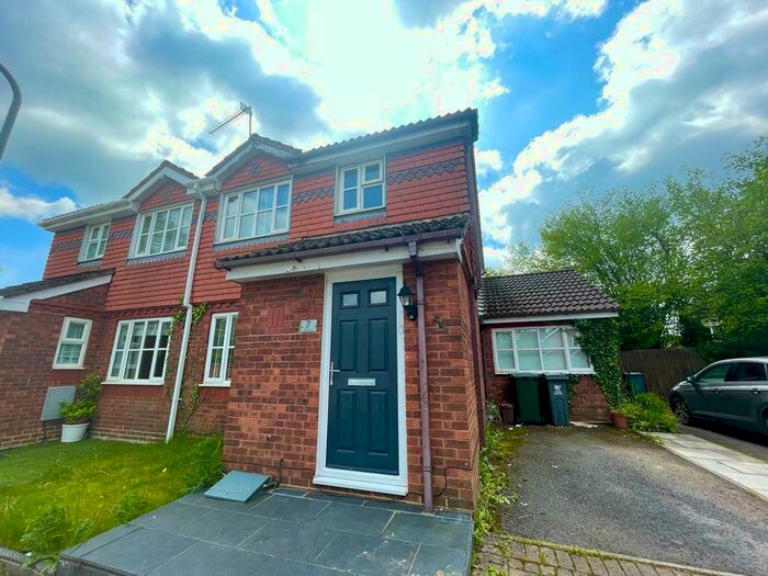 3 Bedroom House To Rent In Foxberry Close, Pontprennau, Cardiff, CF23