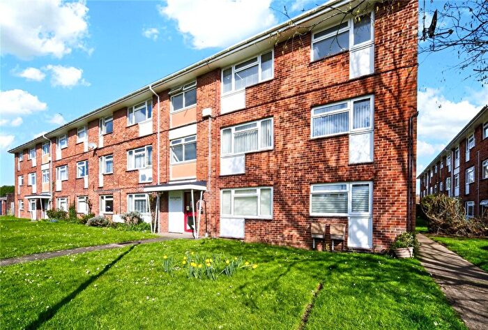 2 Bedroom Apartment For Sale In Dorchester Mansions, Park Lane, Whitchurch, Cardiff, CF14