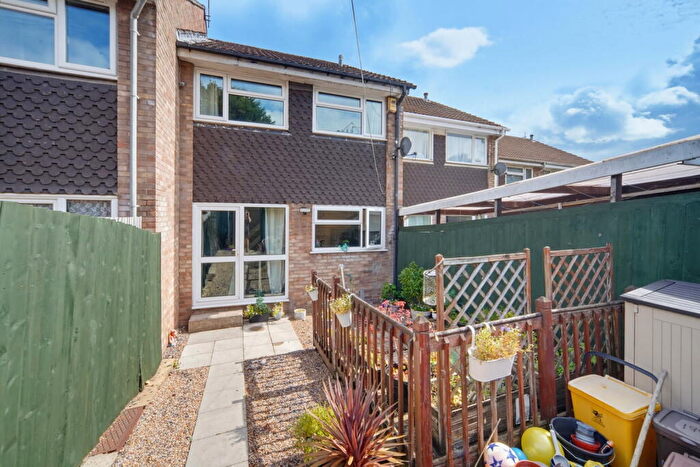 3 Bedroom Terraced House For Sale In The Hawthorns, Cardiff, CF23