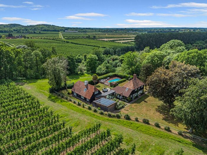 5 Bedroom Detached House For Sale In Rhode Common, Selling, Faversham, Kent, ME13