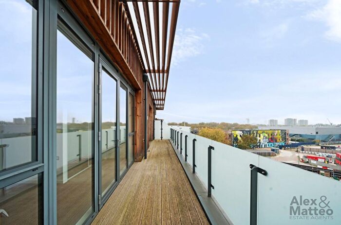 1 Bedroom Flat To Rent In Quebec Way, Canada Water, SE16