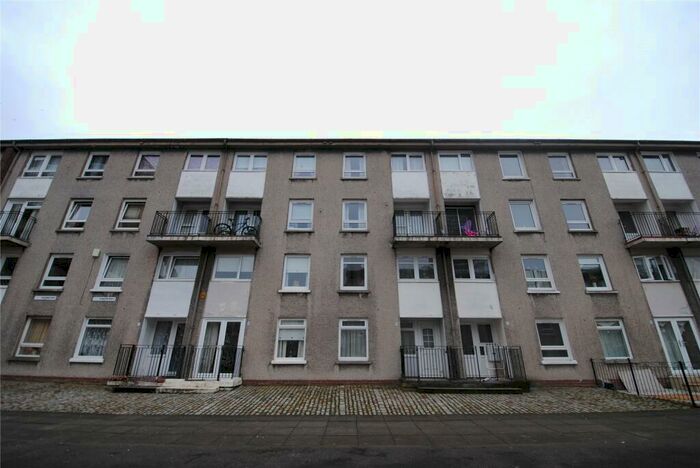 2 Bedroom Flat To Rent In Latherton Drive, Maryhill, Glasgow, G20