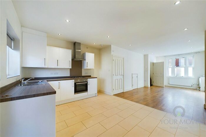 3 Bedroom Terraced House To Rent In Somerset Street, Northampton, Northamptonshire, NN1