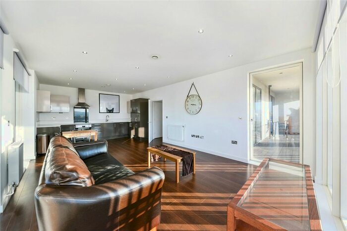 2 Bedroom Flat To Rent In Aird Point, Lock Side Way, London, E16