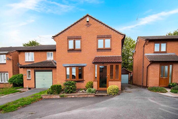 4 Bedroom Detached House For Sale In Welham Grove, Retford, DN22
