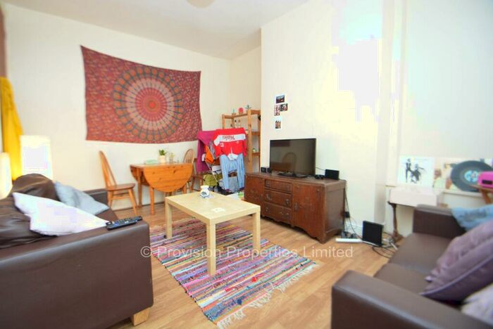 2 Bedroom Terraced House To Rent In Harold Place, Hyde Park, Leeds, LS6