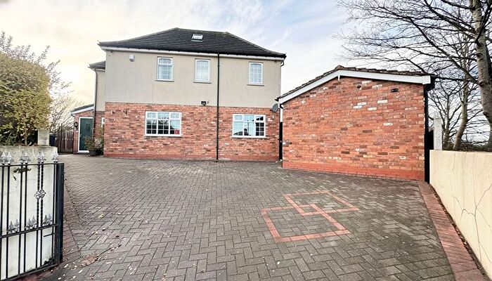 5 Bedroom Semi Detached House For Sale In Harding Street, Bilston, WV14