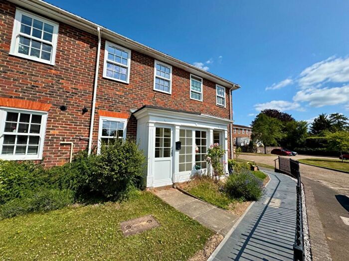 2 Bedroom Terraced House For Sale In Hill Lands, Wargrave, Reading, Berkshire, RG10