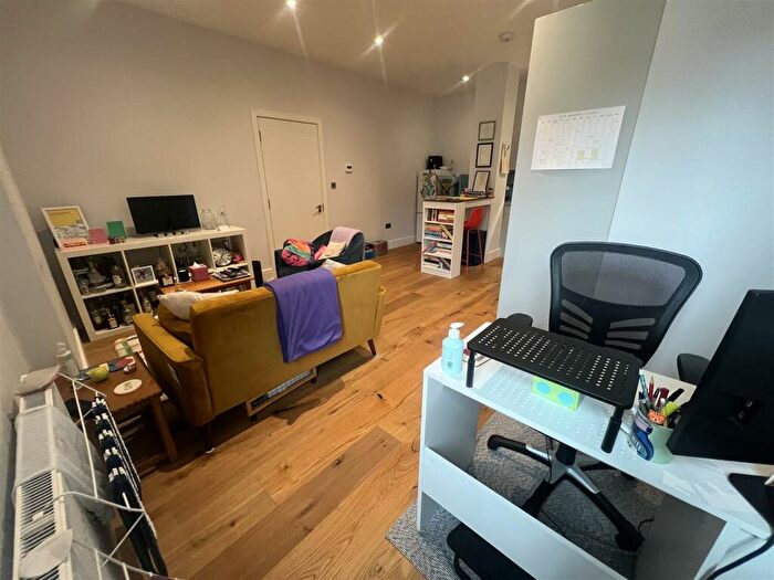 1 Bedroom Flat To Rent In Newfoundland Circus, Bristol, BS2