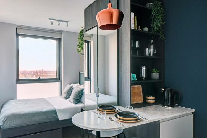 Apartment To Rent In The Ark, Crossharbour Plaza, London, E14