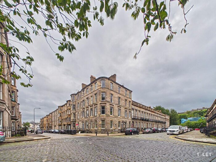 2 Bedroom Flat To Rent In Leslie Place, Stockbridge, Edinburgh, EH4
