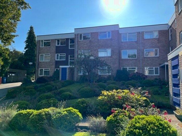 2 Bedroom Flat To Rent In Ulverley Crescent, Solihull, B92