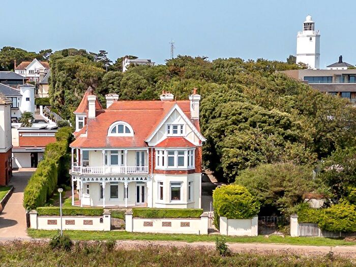 8 Bedroom Detached House For Sale In Cliff Promenade, Broadstairs, Kent, CT10