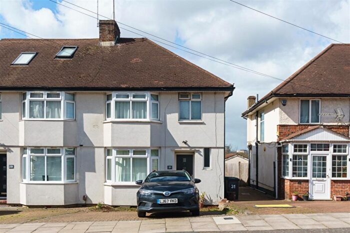 3 Bedroom Semi Detached House For Sale In Selborne Gardens, Hendon, London, NW4