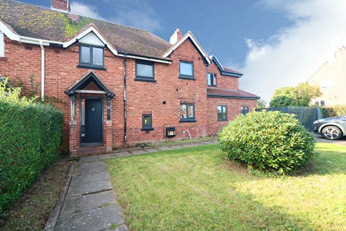 4 Bedroom Semi-Detached House For Sale In Morton Road, Harvington, Kidderminster, DY10