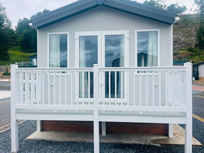 2 Bedroom Lodge For Sale In West Lodges, Comrie, Crieff, PH6