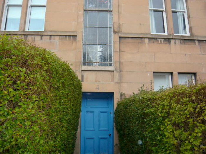 3 Bedroom Flat To Rent In Learmonth Crescent, Comely Bank, Edinburgh, EH4