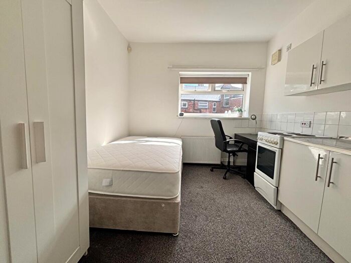 Flat To Rent In Riversdale Terrace, Sunderland, SR2