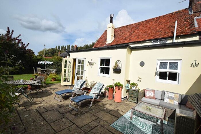 2 Bedroom Cottage For Sale In Tyne Cottage, Watlington, OX49